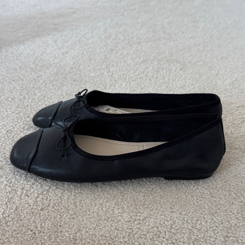 Zara Black Ballet Flats with Bow - Picture 3 of 5